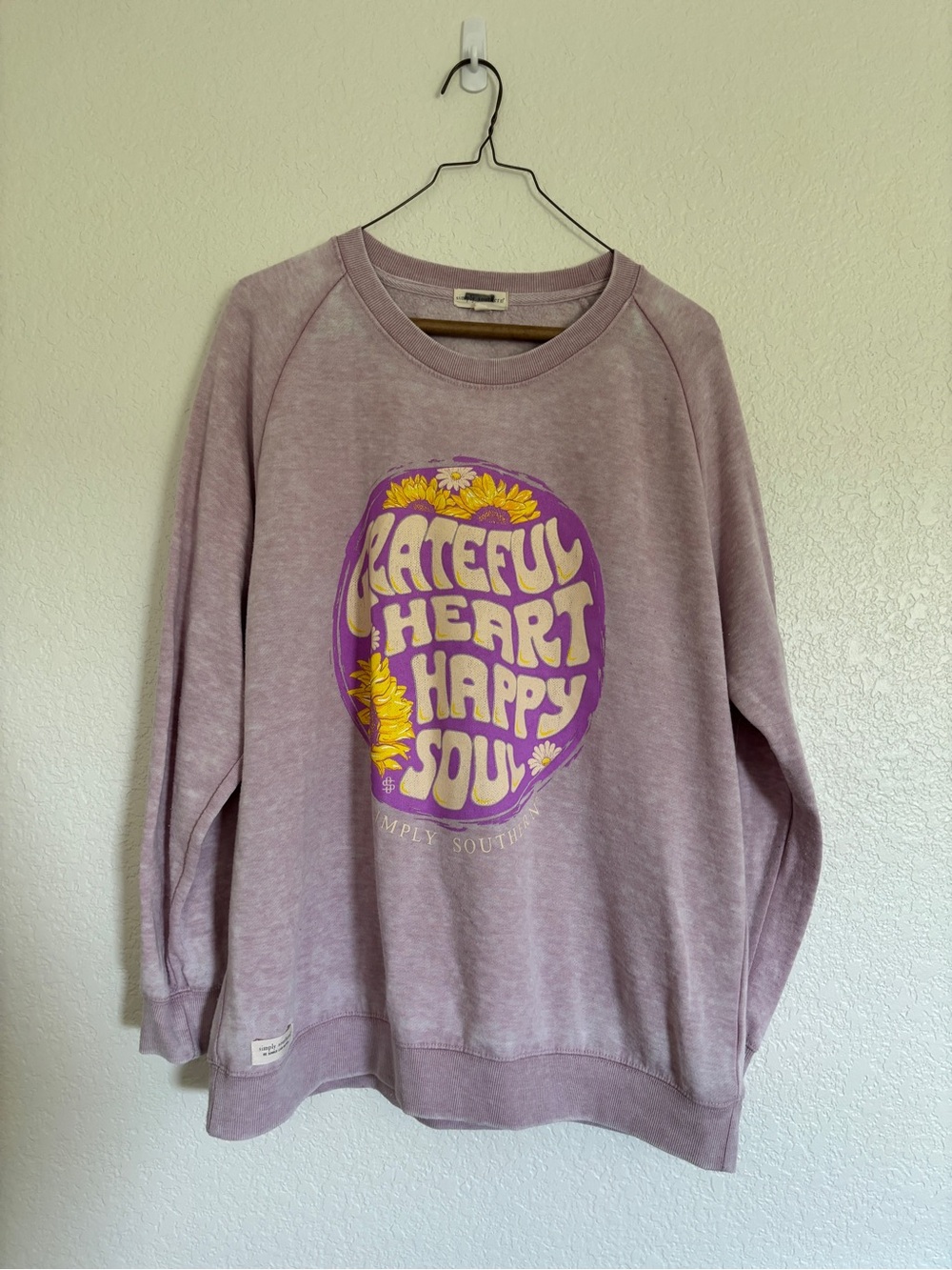 Simply Southern Grateful Heart Happy Soul Graphic Sweatshirt Large Lavender